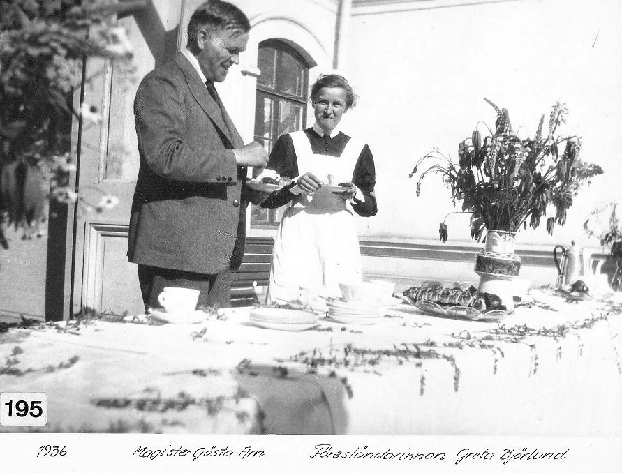Magister Gösta Arn och föreståndarinnan Greta Björklund 1936.