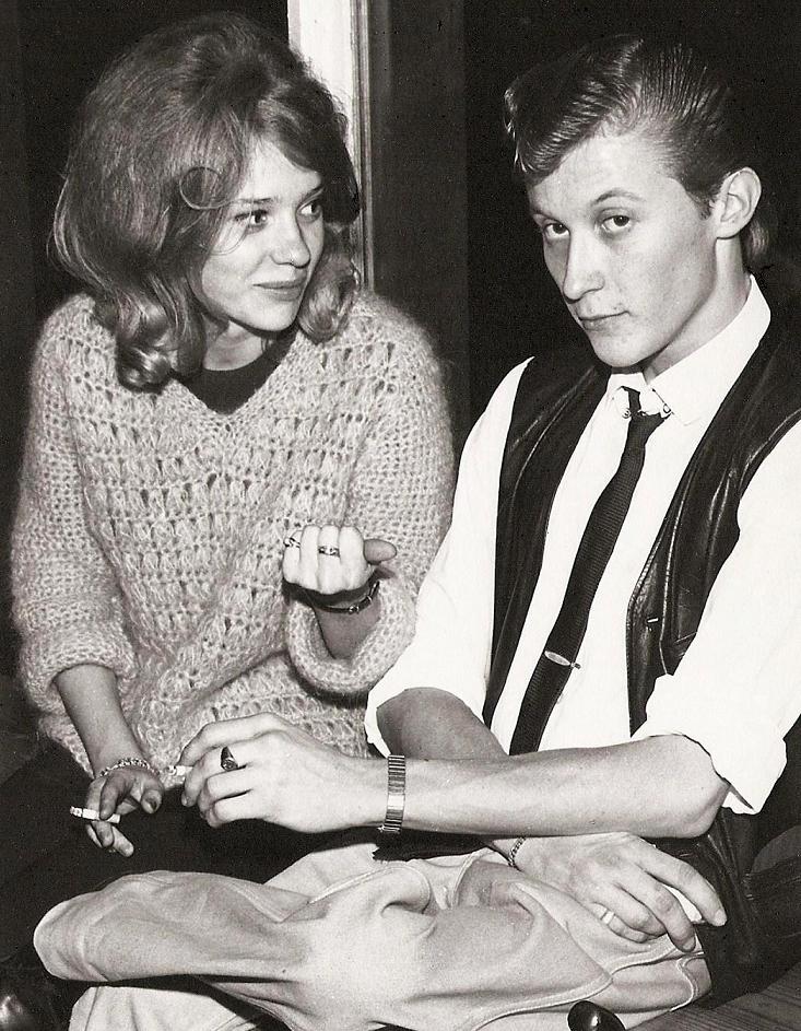 Gullevi och Rolf tar en rökpaus 1964.