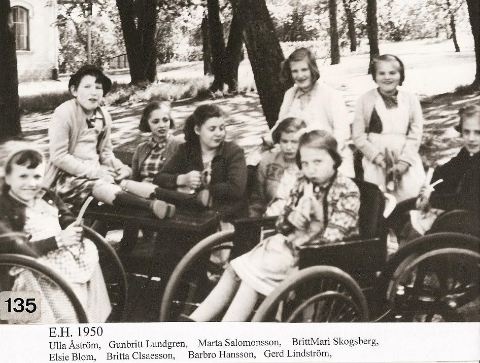 Gruppfoto flickor 1950.