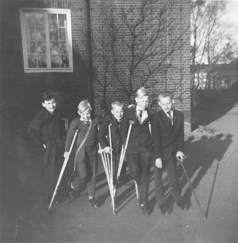 Uppklädda pojkar 1956