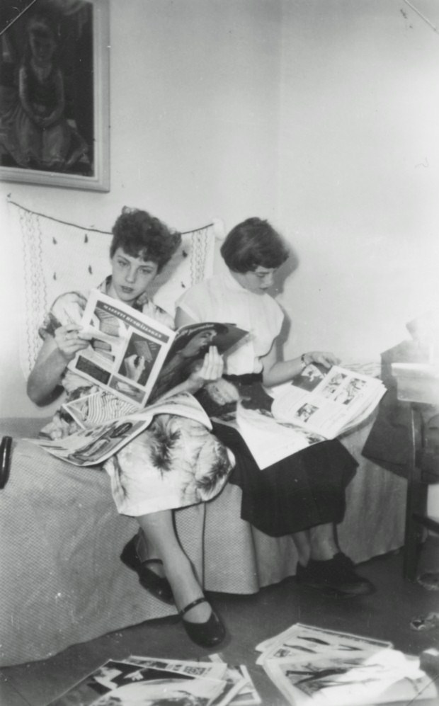 Kerstin och Marianne 1953-54.